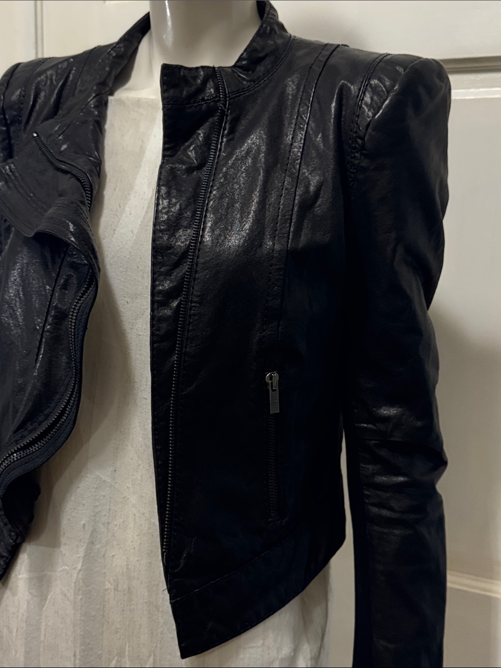 BCBGMaxAzria Soft Leather Biker
Jacket Asymmetrical Collar Cropped Style Size S - Picture 7 of 16